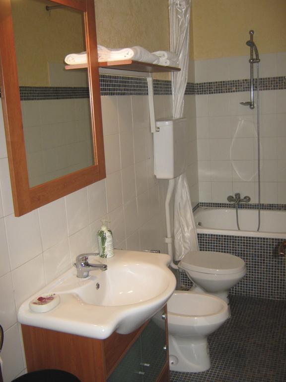 Residenza Tre Marchetti Apartment Verona Phòng bức ảnh